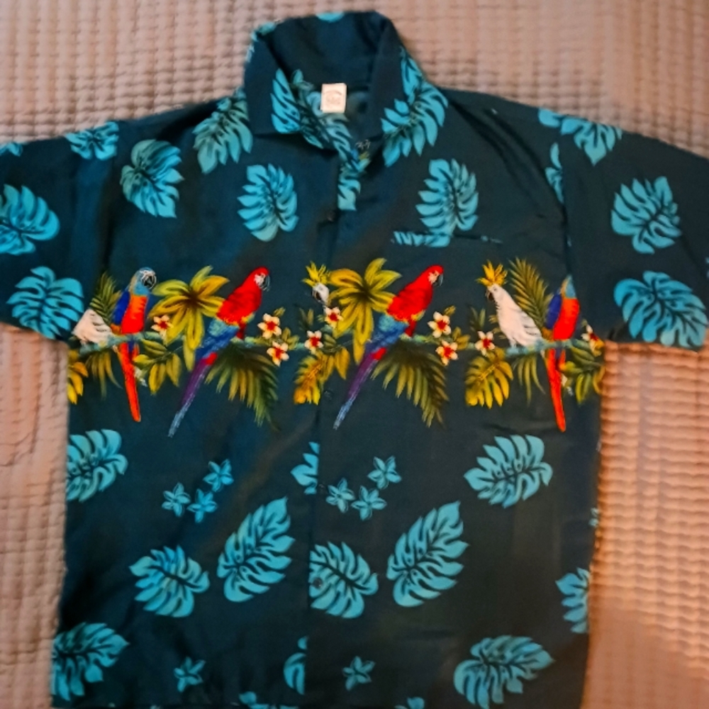 Mens Hawaiian print shirt sz L Blue